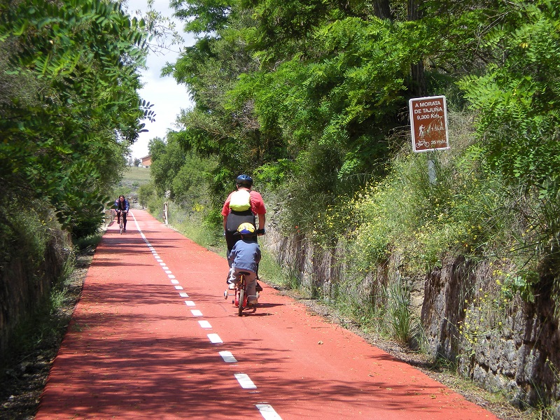cicloturismo senderos historicos via verde del tajuna madrid